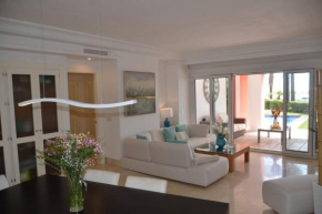 Lovely 2 bedroom unit with private pool